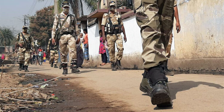 ভোট আসন্ন, দুর্গাপুরে কেন্দ্রীয় বাহিনীর রুটমার্চ