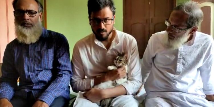 ইউক্রেনে ডাক্তারী পড়তে গিয়ে পোষ্য বিড়াল নিয়ে বাড়ি ফিরল সুলতান, স্বস্তি পরিবারে